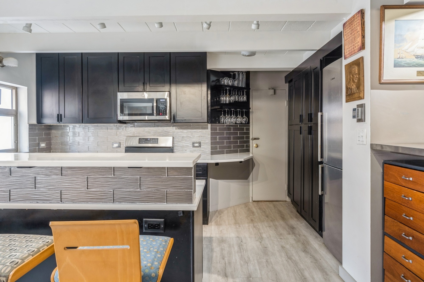 1864 Sherman Ave #5NW Evanston, IL 60201