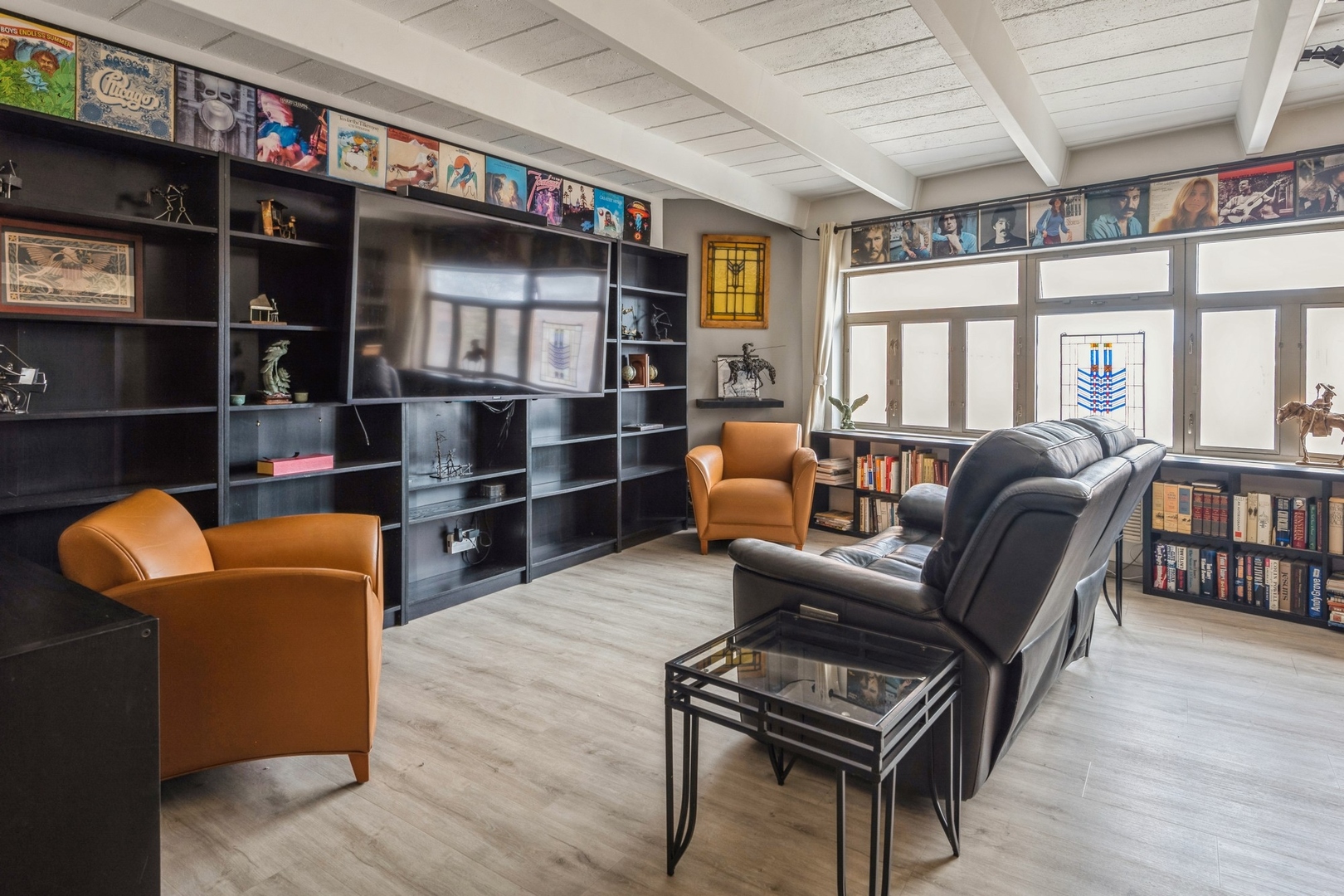 1864 Sherman Ave #5NW Evanston, IL 60201